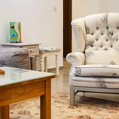 Апартаменты Lovely 3 Bed - -sliema