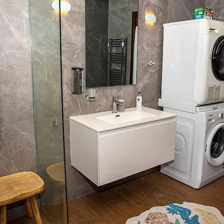 Lovely 3 Bed - -sliema Apartment Sliema