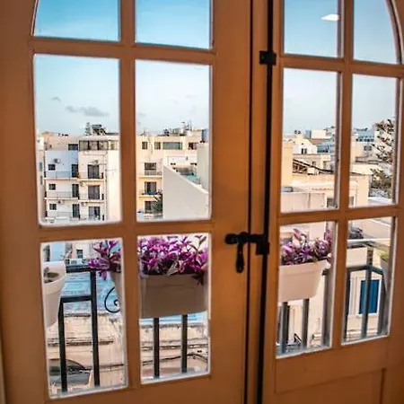 Lovely 3 Bed - -sliema Lägenhet *