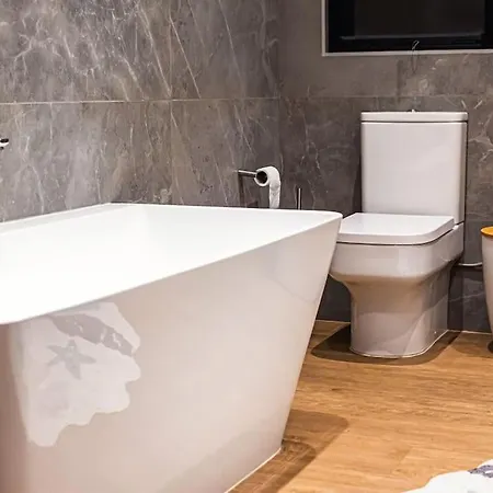 Lovely 3 Bed - -sliema * Σλιέμα