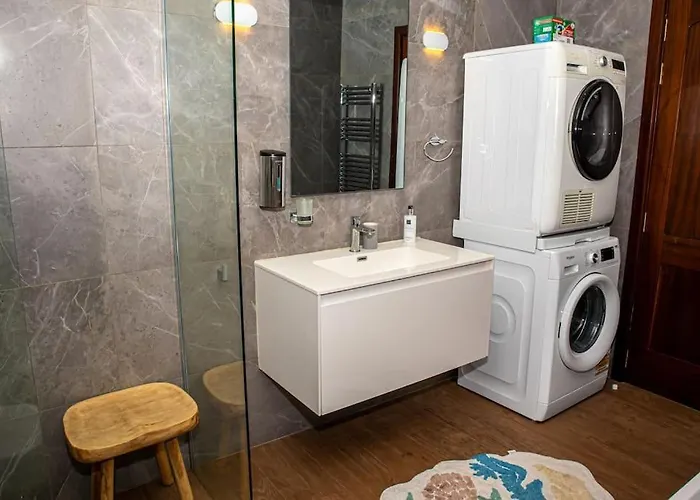 Lovely 3 Bed - -sliema アパート スリーマ