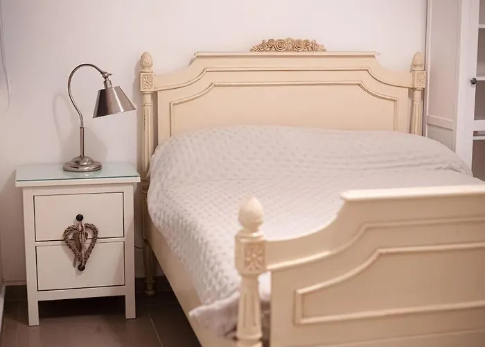 Lovely 3 Bed - -sliema アパート