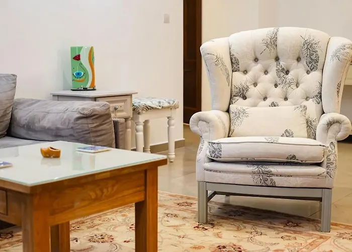 アパート Lovely 3 Bed - -sliema